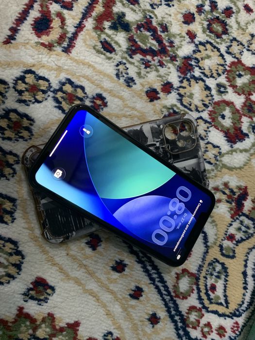 Айфон 11 64гб в идеально