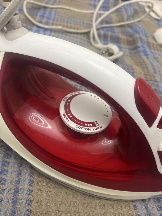 Продам утюг Philips