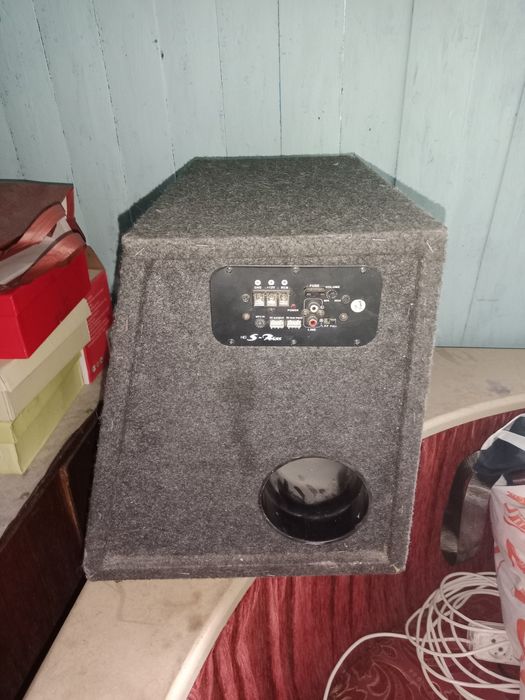 Сабвуфер, колонка