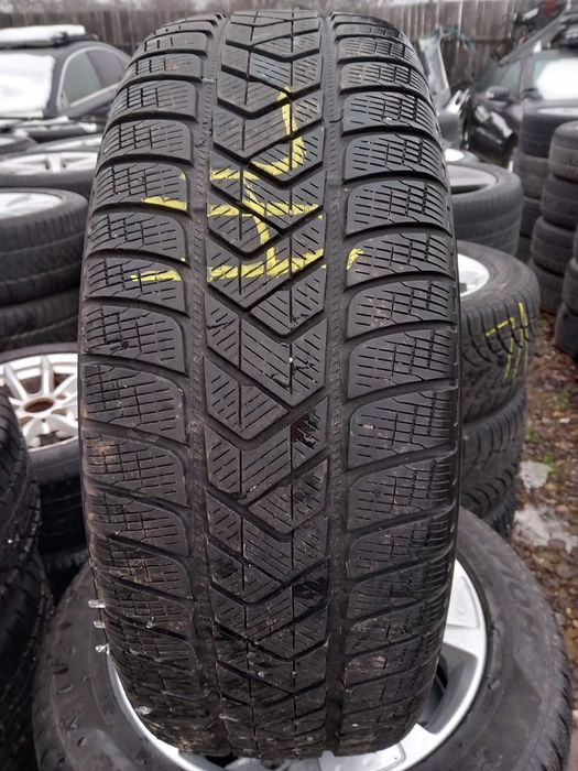 Set 4 Anvelope Iarna Pirelli Scorpion Winter 235 55 R18 ci46