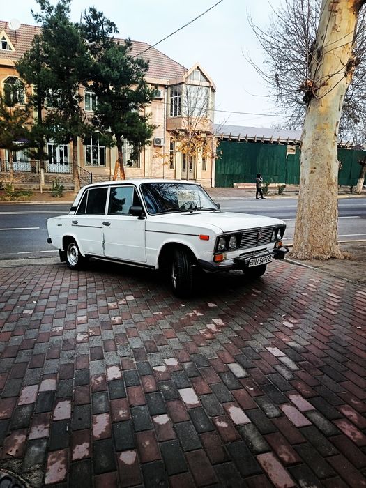 Продаётся жигули хороший состоянии белый цвет седан документ всё окей