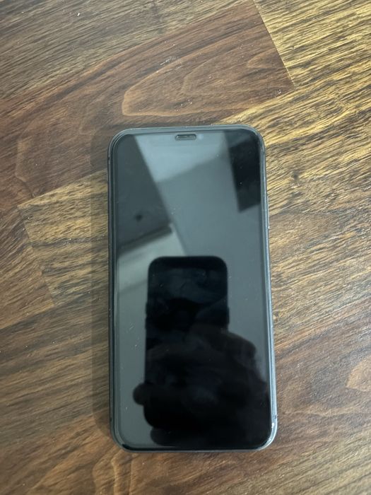 Iphone 11 black 64 GB