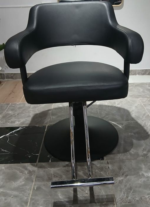 Кресло для парикмахер