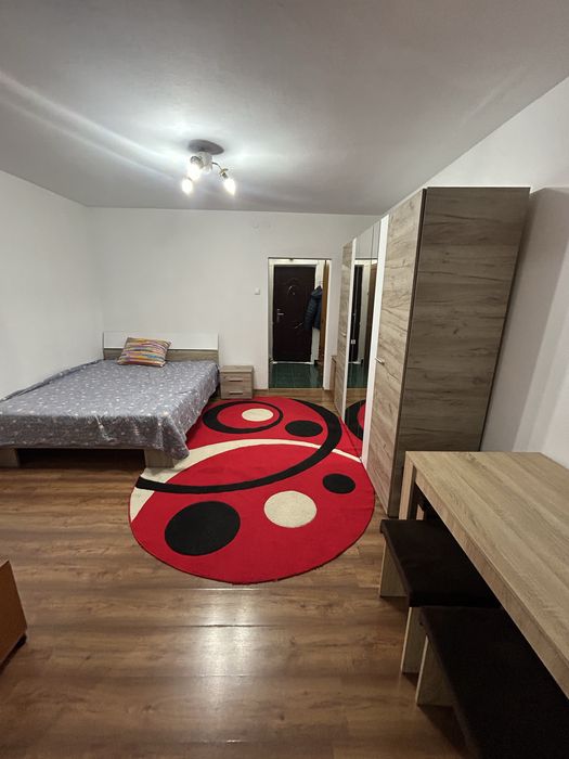 Inchiriez garsoniera in tatarsi