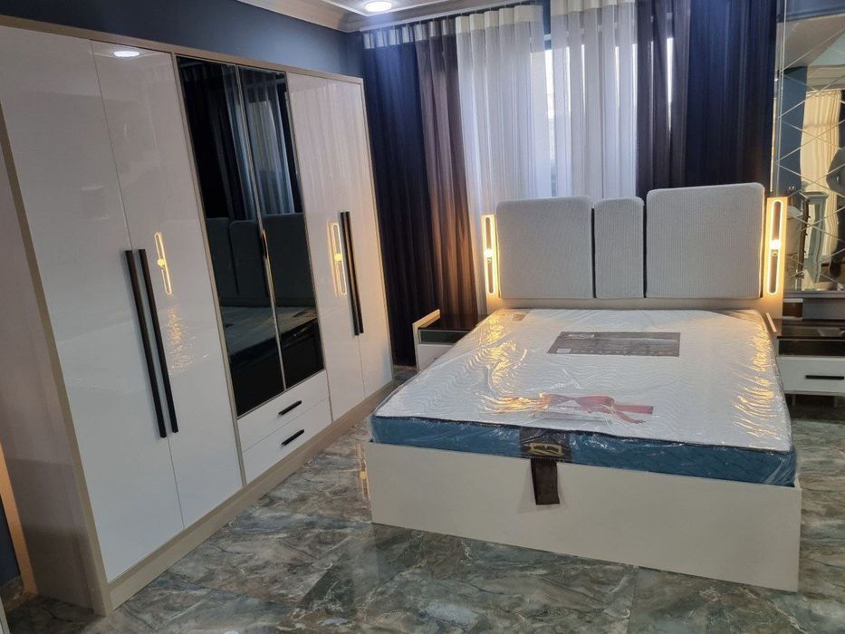 Сифатли мебель сотилади 740$