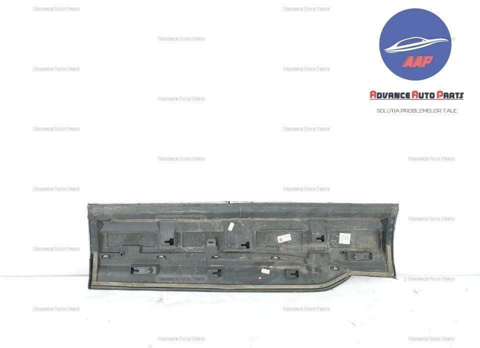 Bandou ornament usa dreapta spate S line  originala in stare buna Audi