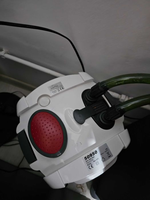Acvariu cu toate accesoriile