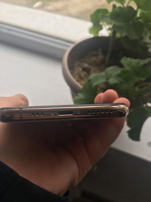 Айфон хс 64гб ёмкость 76