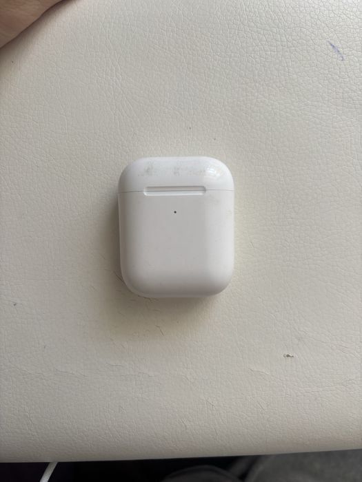 AirPods Gen 2