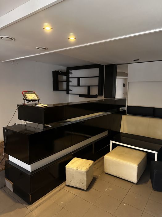 Mobila bar coltare