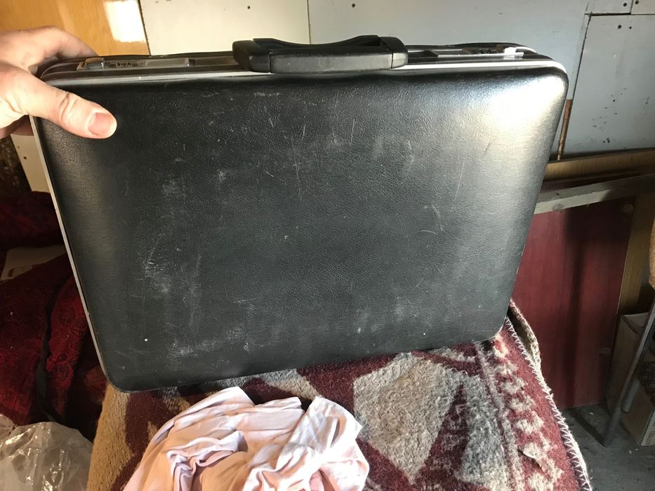 Стари куфари от едно време