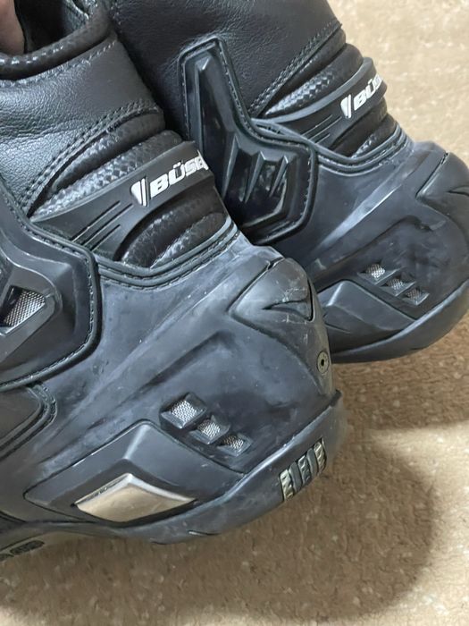 Мото боти BUSE 46 номер