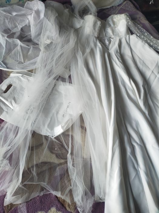 Продам свадебное платье