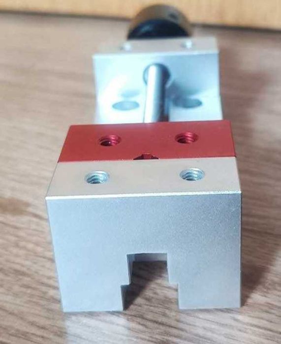 Masa frezare cu menghina NOUĂ /Proxxon, Dremel, Makita