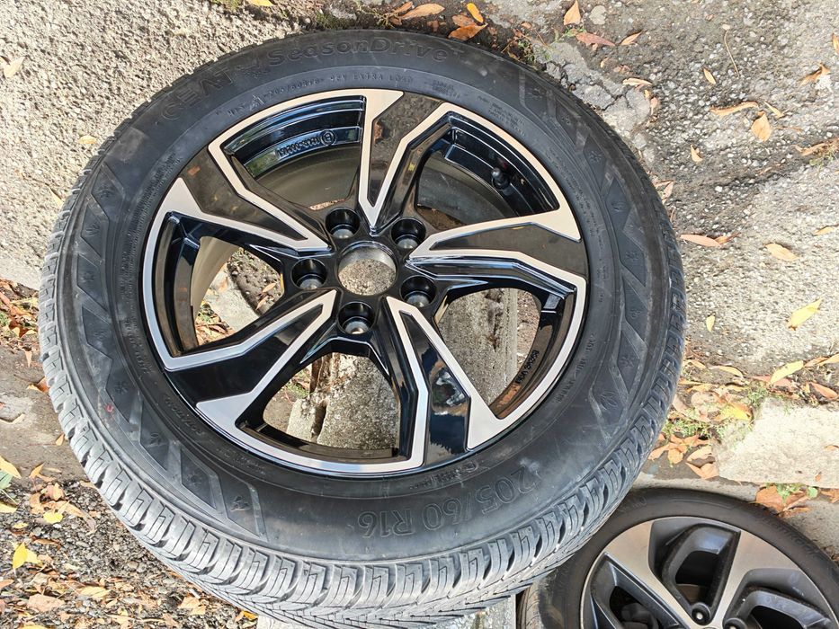 Vand Roata rezerva NOUA DEZENT KB Dark Black polish: 205/60 R16 6,5 x 16 - ET 45 - PCD 5 x 114,3