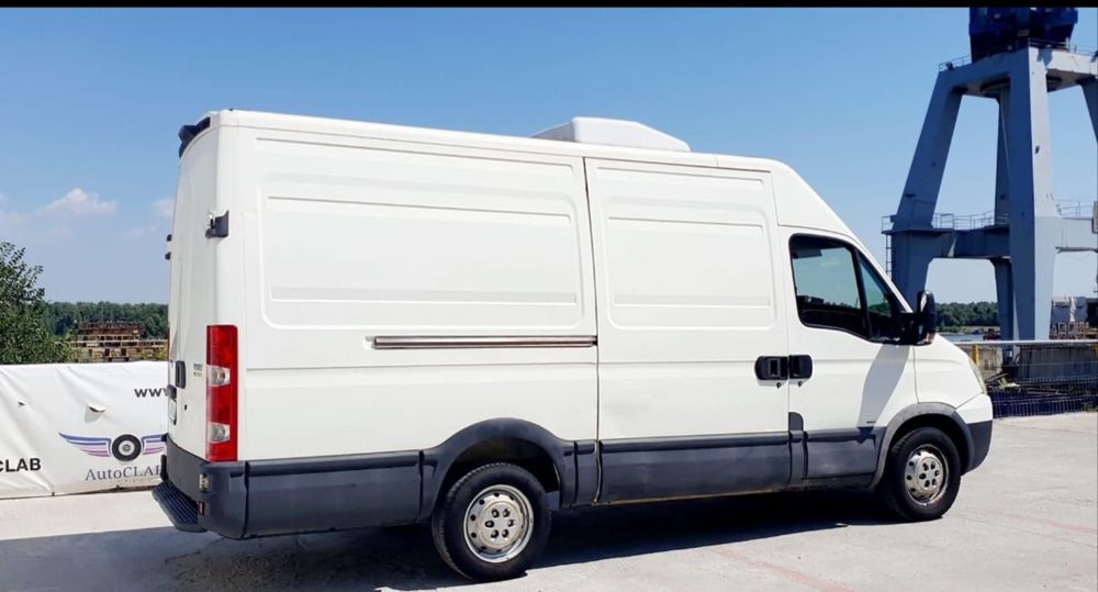 Vând Iveco daily frigorific