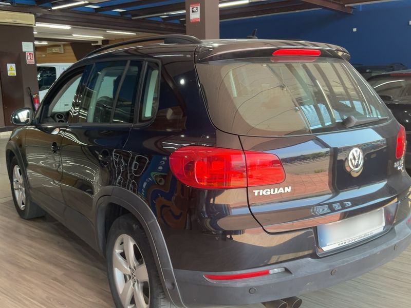 Volkswagen Tiguan 2.0 TDI Advance BlueMotion Tech 2014