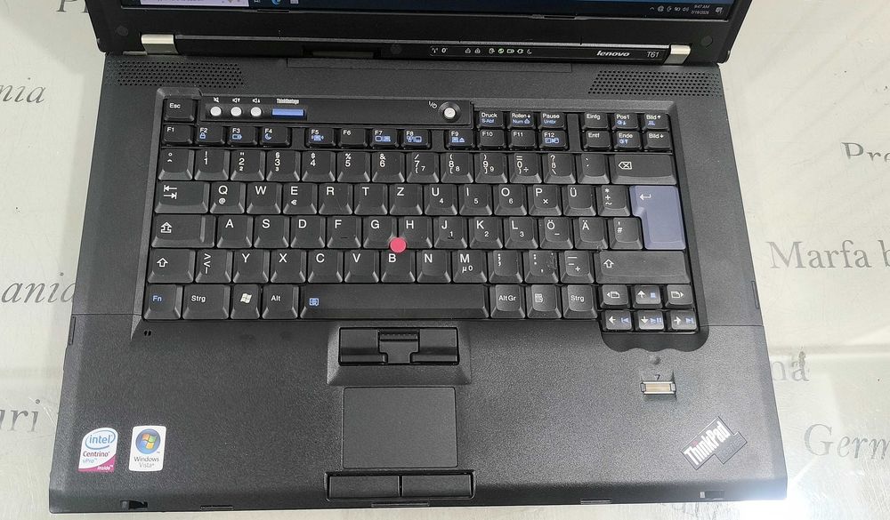 Laptop Lenovo T61 - functional, instalat