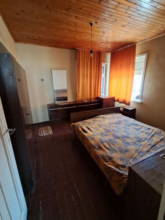 Продавам къща Хасково