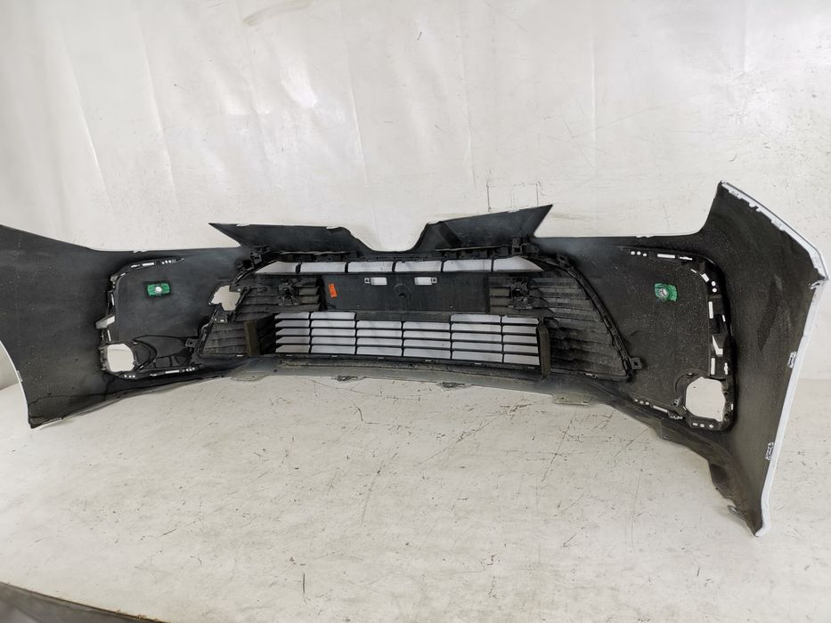 Предна броня с долна решетка Тойота Корола / Toyota Corolla E210 [ - ]