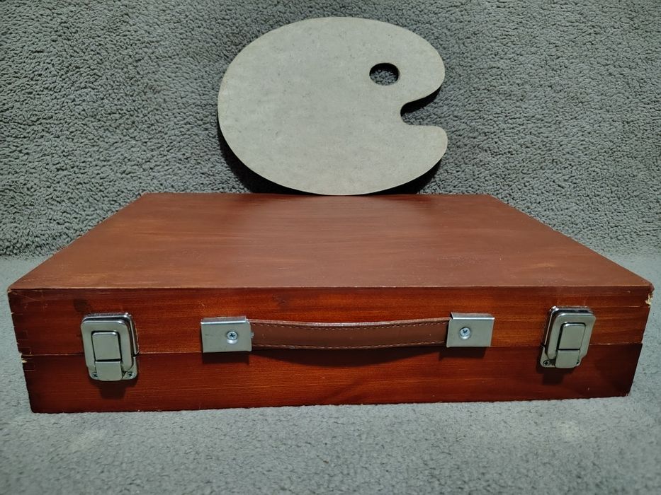 Куфар за рисуване