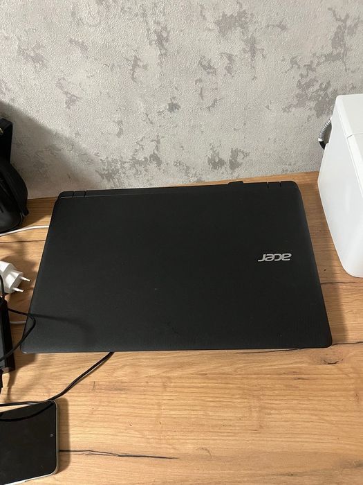 Ноутбук  acer срочно