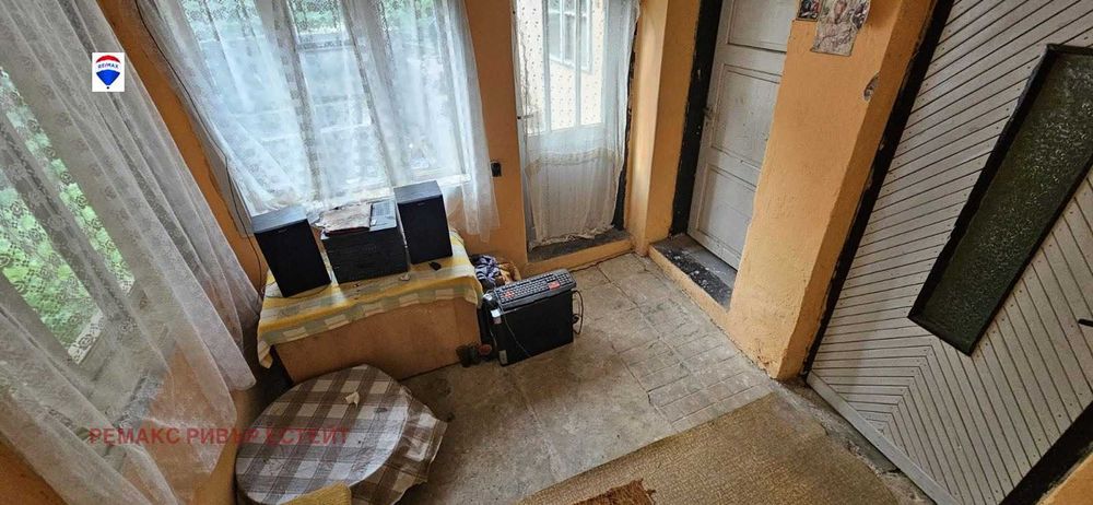 Продава се Къща в с. Юпер, Област Разград - 84 кв.м за 190 €/кв.м - Снимка #9