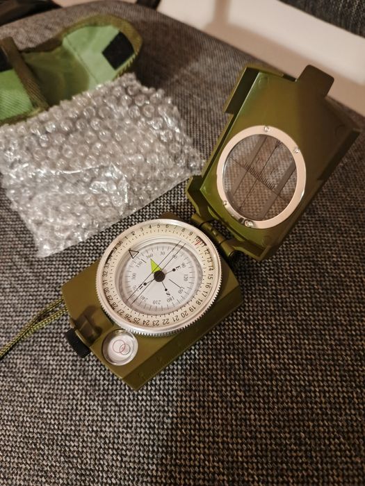 Компас образца NATO