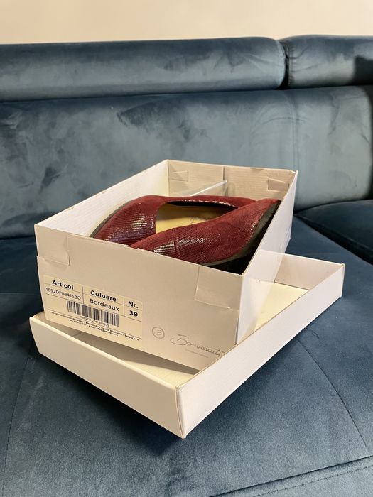 Pantofi bordeaux