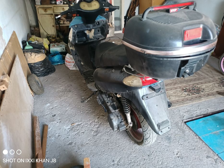 Продам скутер хорошее состояние