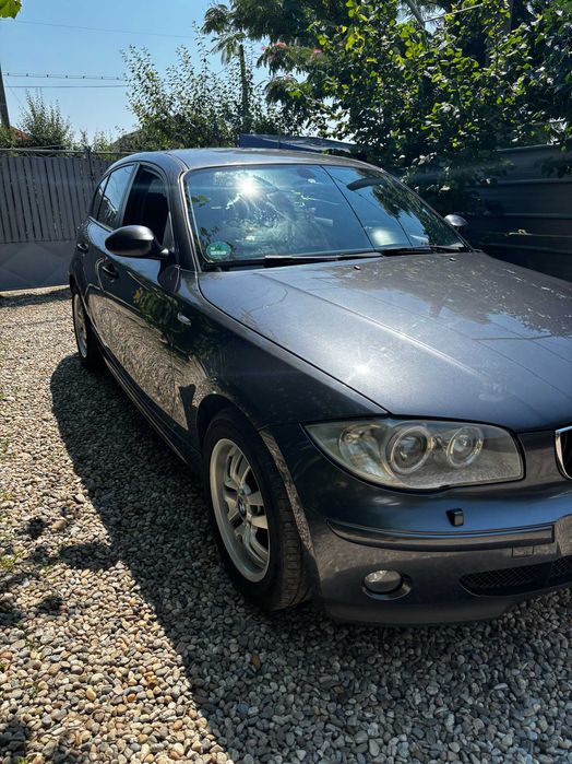 BMW Seria 1 E87 118i