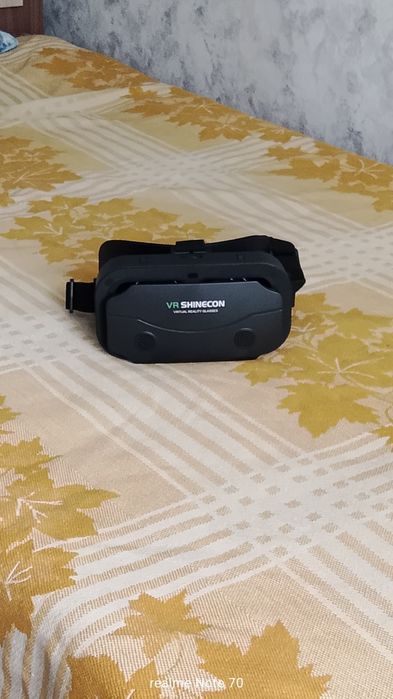 Продам очки виртуальной реальности VR (шлем)