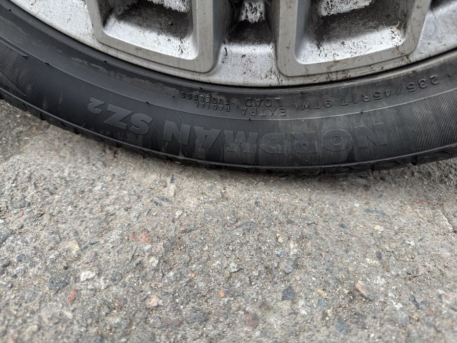 Диски с резиной в отличном состоянии