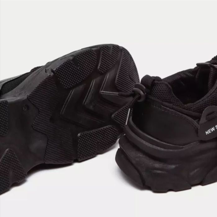 Erkaklar krossovkasi