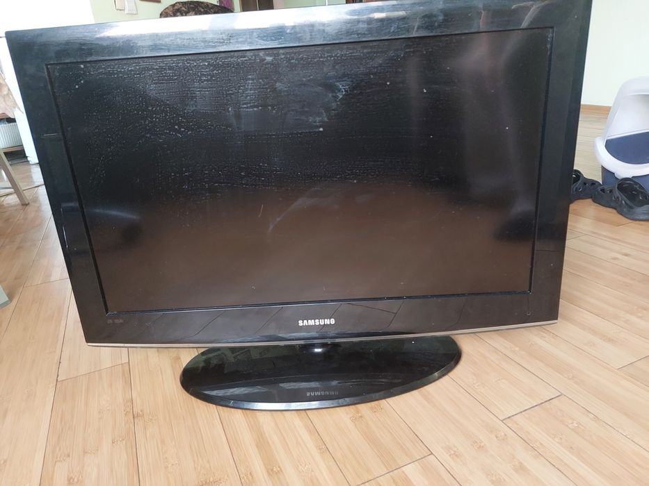 Телевизор samsung