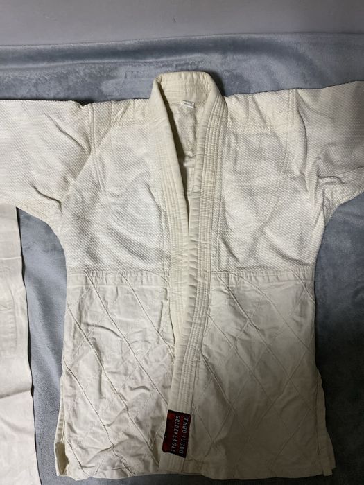 Продам кимоно для дзюдо