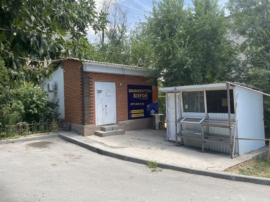 Сдается пустой магазин здания карго