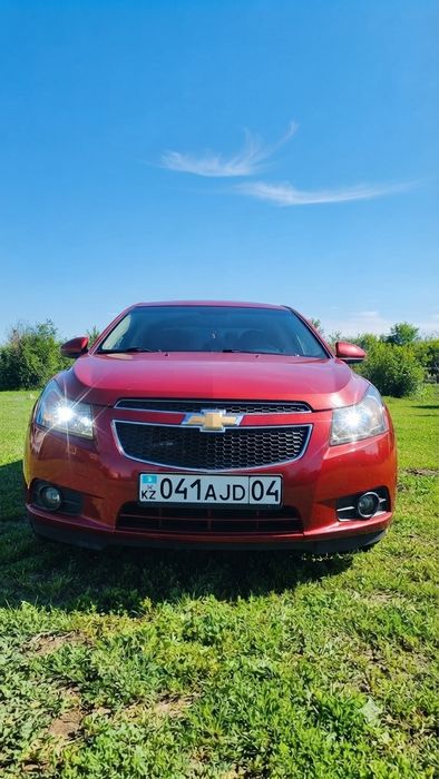 Продам машину  Шевроле Круз