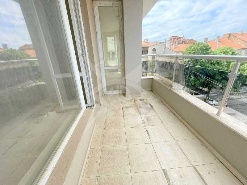 Продава се Тристаен апартамент в Поморие - 117 кв.м за 1453 €/кв.м - Снимка #10