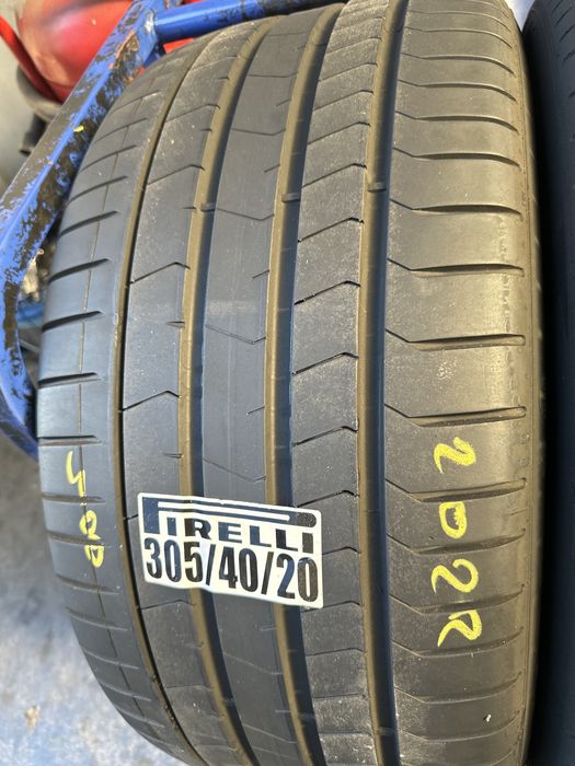 305/40/20  2022 Pirelli RSC