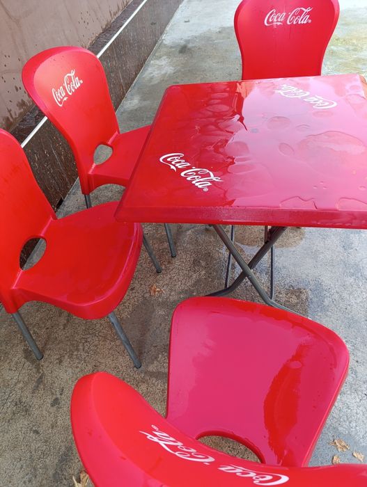 Кока кола ящики с бутилками