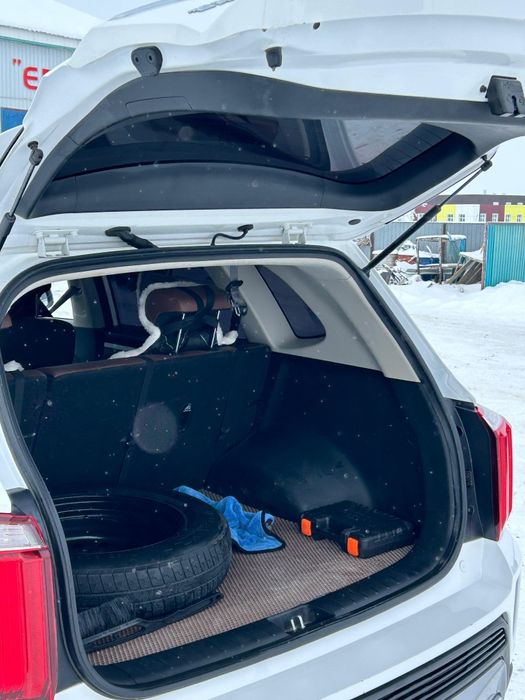 KIA SPORTAGE 2024 года