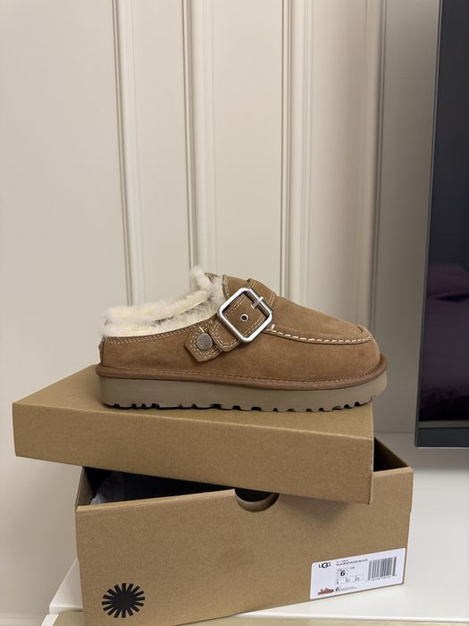 UGG Goldenstar Evelina