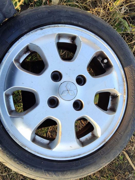 Roti Mitsubishi Colt