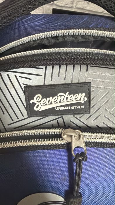 Рюкзак SevenTeen. полиэстер, EVA черный, синий