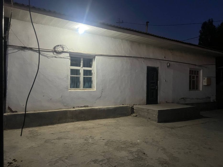 Участка сотилади 8соток