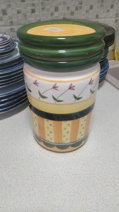 Ceramica  pentru depozitare