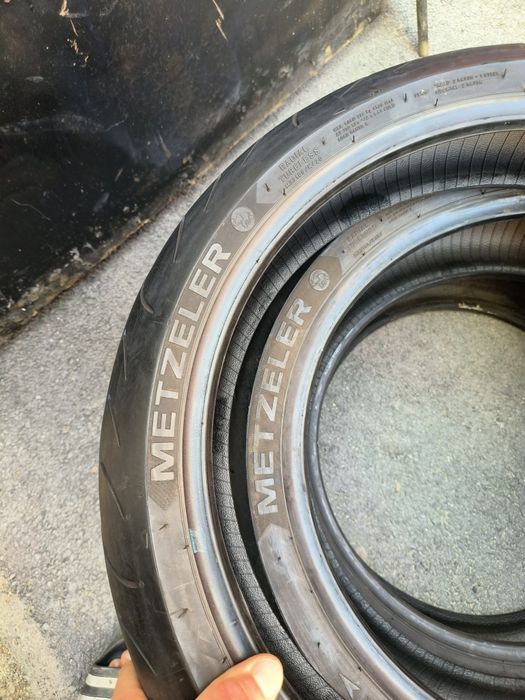 Metzeler Sportec M9RR