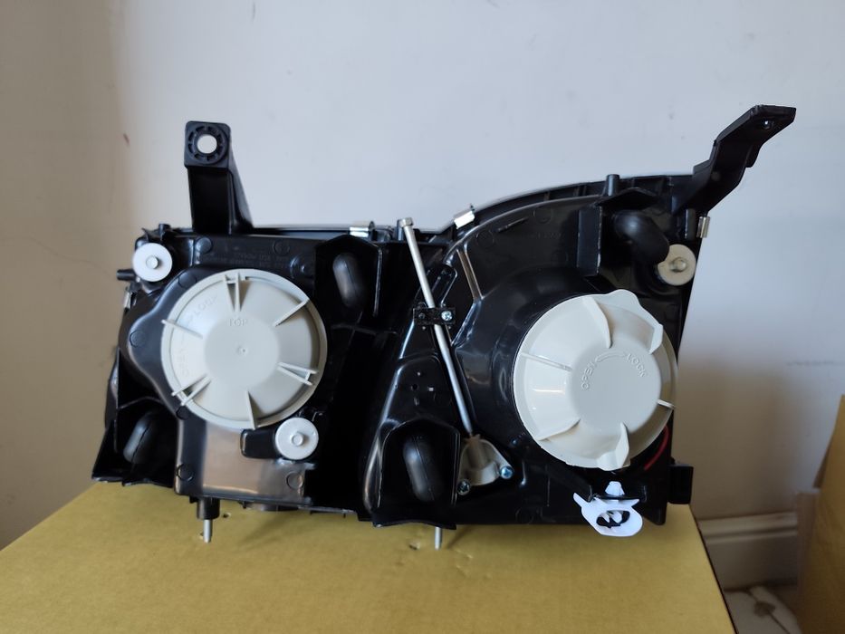 Фара Лексус ЛХ470 / Lexus LX470