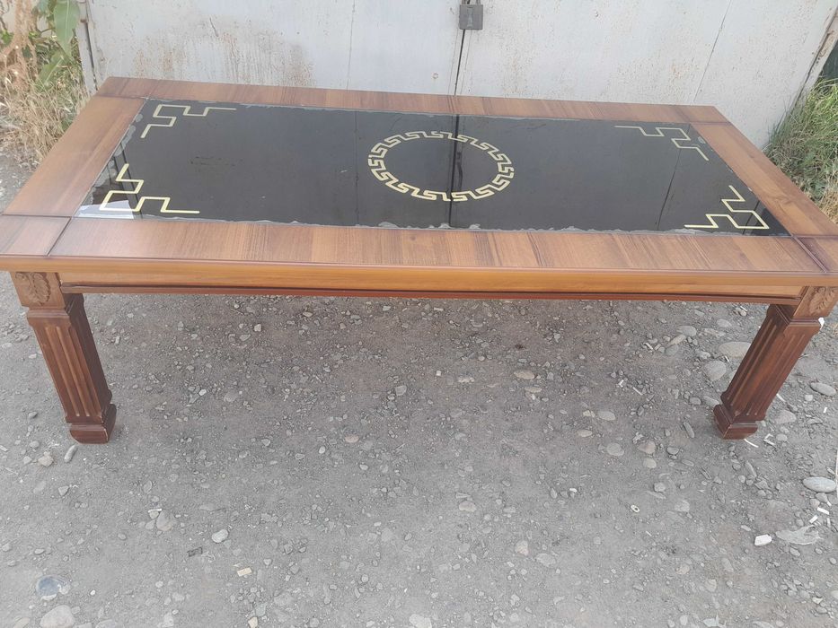 Уголок уголок уголок